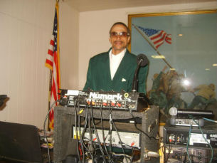 DJ Kevin Toney